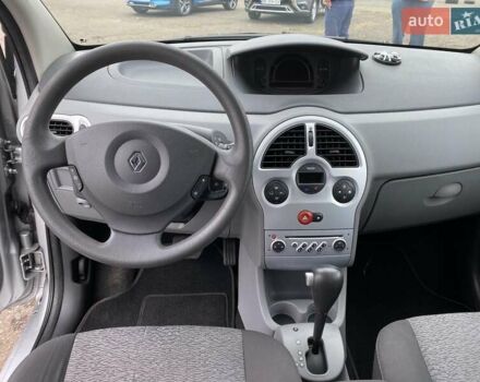 Серый Рено Grand Modus, объемом двигателя 1.6 л и пробегом 196 тыс. км за 6900 $, фото 14 на Automoto.ua