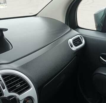 Сірий Рено Grand Modus, об'ємом двигуна 1.5 л та пробігом 198 тис. км за 5400 $, фото 10 на Automoto.ua