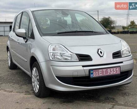 Серый Рено Grand Modus, объемом двигателя 1.6 л и пробегом 196 тыс. км за 6900 $, фото 4 на Automoto.ua