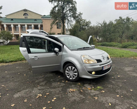 Сірий Рено Grand Modus, об'ємом двигуна 1.2 л та пробігом 175 тис. км за 4700 $, фото 3 на Automoto.ua