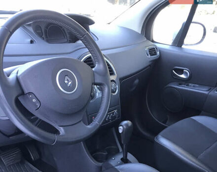 Сірий Рено Grand Modus, об'ємом двигуна 1.6 л та пробігом 120 тис. км за 7300 $, фото 6 на Automoto.ua
