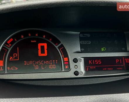 Серый Рено Grand Modus, объемом двигателя 1.6 л и пробегом 99 тыс. км за 8650 $, фото 10 на Automoto.ua