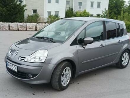 Рено Grand Modus 2008 в Ровно на Automoto.ua Серый Рено Grand Modus, объемом двигателя 1.5 л и пробегом 198 тыс. км за 5500 $, фото 1 на Automoto.ua