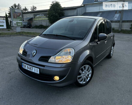 Сірий Рено Grand Modus, об'ємом двигуна 1.5 л та пробігом 157 тис. км за 6900 $, фото 1 на Automoto.ua