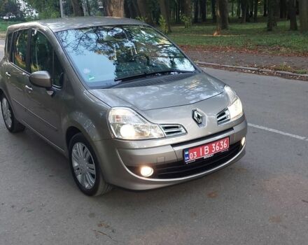 Сірий Рено Grand Modus, об'ємом двигуна 1.6 л та пробігом 230 тис. км за 6750 $, фото 1 на Automoto.ua