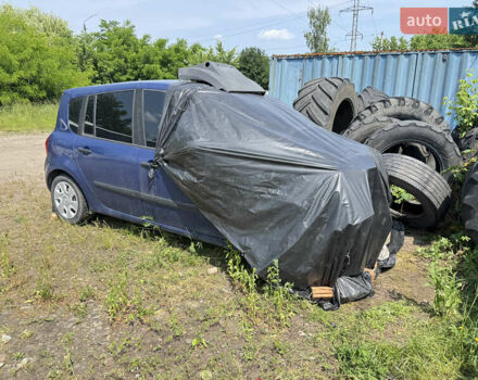 Синий Рено Grand Modus, объемом двигателя 1.2 л и пробегом 266 тыс. км за 1700 $, фото 3 на Automoto.ua