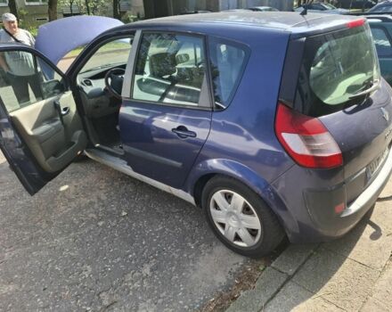 Белый Рено Гранд Сценик, объемом двигателя 0 л и пробегом 280 тыс. км за 1750 $, фото 1 на Automoto.ua