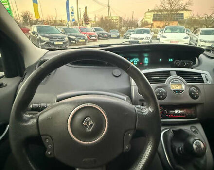 Білий Рено Гранд Сценік, об'ємом двигуна 1.9 л та пробігом 264 тис. км за 4600 $, фото 13 на Automoto.ua