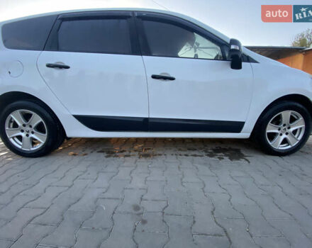 Белый Рено Гранд Сценик, объемом двигателя 1.5 л и пробегом 313 тыс. км за 6900 $, фото 23 на Automoto.ua