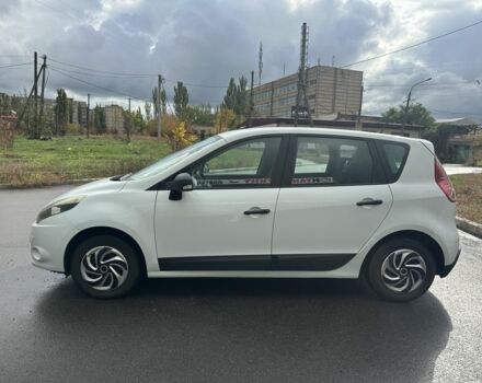 Белый Рено Гранд Сценик, объемом двигателя 1.5 л и пробегом 220 тыс. км за 6900 $, фото 6 на Automoto.ua