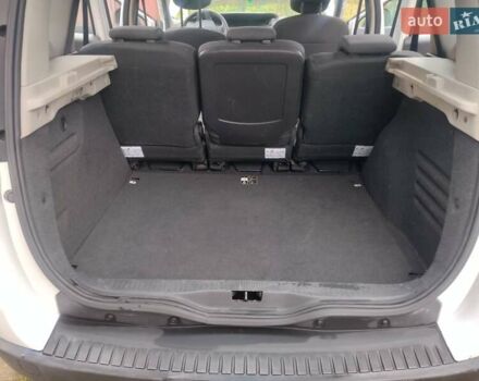 Белый Рено Гранд Сценик, объемом двигателя 1.46 л и пробегом 172 тыс. км за 6156 $, фото 32 на Automoto.ua