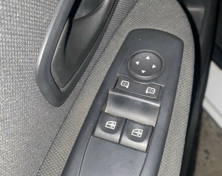 Белый Рено Гранд Сценик, объемом двигателя 1.5 л и пробегом 313 тыс. км за 6900 $, фото 10 на Automoto.ua