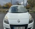 Белый Рено Гранд Сценик, объемом двигателя 1.5 л и пробегом 220 тыс. км за 6900 $, фото 1 на Automoto.ua