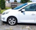 Білий Рено Гранд Сценік, об'ємом двигуна 1.46 л та пробігом 205 тис. км за 7800 $, фото 1 на Automoto.ua