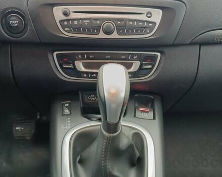 Белый Рено Гранд Сценик, объемом двигателя 1.5 л и пробегом 287 тыс. км за 6200 $, фото 12 на Automoto.ua