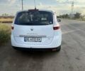Белый Рено Гранд Сценик, объемом двигателя 1.9 л и пробегом 225 тыс. км за 7000 $, фото 4 на Automoto.ua