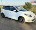 Белый Рено Гранд Сценик, объемом двигателя 1.9 л и пробегом 225 тыс. км за 7000 $, фото 9 на Automoto.ua