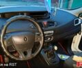 Рено Гранд Сценік 2010 у Полтаві на Automoto.ua Білий Рено Гранд Сценік, об'ємом двигуна 1.4 л та пробігом 199 тис. км за 6500 $, фото 4 на Automoto.ua
