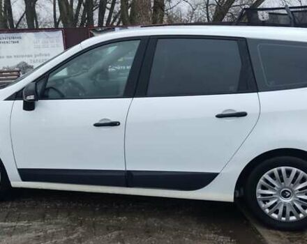 Белый Рено Гранд Сценик, объемом двигателя 1.46 л и пробегом 300 тыс. км за 5900 $, фото 6 на Automoto.ua