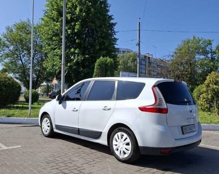 Белый Рено Гранд Сценик, объемом двигателя 1.46 л и пробегом 240 тыс. км за 6500 $, фото 2 на Automoto.ua