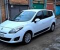 Рено Гранд Сценік 2010 у Полтаві на Automoto.ua Білий Рено Гранд Сценік, об'ємом двигуна 1.4 л та пробігом 199 тис. км за 6500 $, фото 1 на Automoto.ua