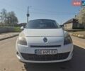 Белый Рено Гранд Сценик, объемом двигателя 1.5 л и пробегом 351 тыс. км за 5700 $, фото 1 на Automoto.ua