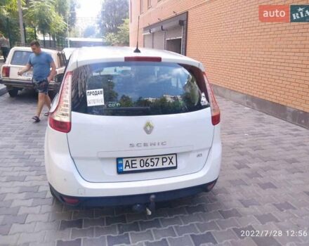 Білий Рено Гранд Сценік, об'ємом двигуна 1.5 л та пробігом 295 тис. км за 8500 $, фото 2 на Automoto.ua