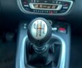 Белый Рено Гранд Сценик, объемом двигателя 1.9 л и пробегом 225 тыс. км за 8000 $, фото 11 на Automoto.ua