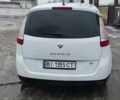 Белый Рено Гранд Сценик, объемом двигателя 1.46 л и пробегом 300 тыс. км за 5900 $, фото 4 на Automoto.ua