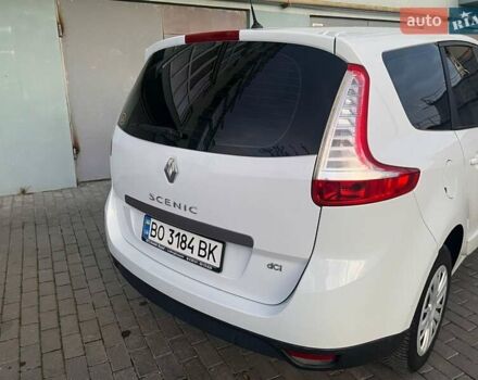 Белый Рено Гранд Сценик, объемом двигателя 1.46 л и пробегом 370 тыс. км за 6899 $, фото 24 на Automoto.ua