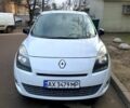 Білий Рено Гранд Сценік, об'ємом двигуна 1.6 л та пробігом 273 тис. км за 7700 $, фото 1 на Automoto.ua