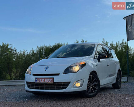 Білий Рено Гранд Сценік, об'ємом двигуна 2 л та пробігом 199 тис. км за 8250 $, фото 12 на Automoto.ua