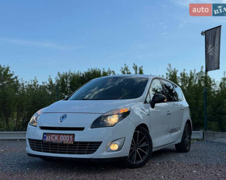 Білий Рено Гранд Сценік, об'ємом двигуна 2 л та пробігом 199 тис. км за 8250 $, фото 10 на Automoto.ua