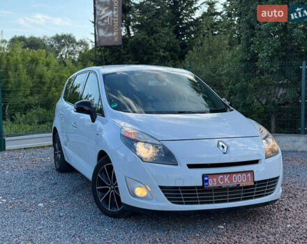 Білий Рено Гранд Сценік, об'ємом двигуна 2 л та пробігом 199 тис. км за 8250 $, фото 3 на Automoto.ua