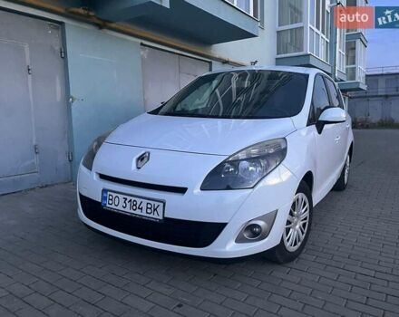 Белый Рено Гранд Сценик, объемом двигателя 1.46 л и пробегом 370 тыс. км за 6899 $, фото 18 на Automoto.ua