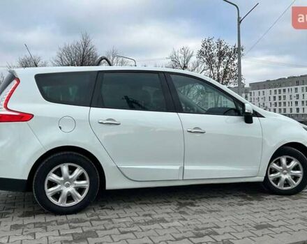 Белый Рено Гранд Сценик, объемом двигателя 1.6 л и пробегом 166 тыс. км за 8350 $, фото 9 на Automoto.ua