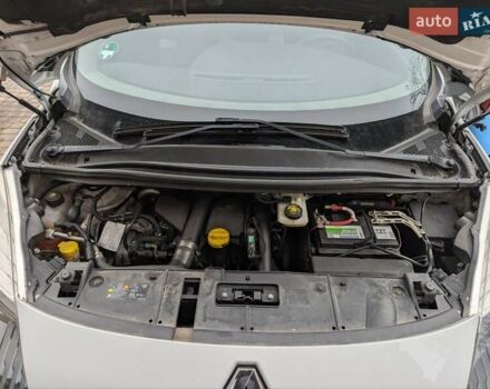 Білий Рено Гранд Сценік, об'ємом двигуна 1.5 л та пробігом 158 тис. км за 6999 $, фото 20 на Automoto.ua