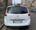 Білий Рено Гранд Сценік, об'ємом двигуна 1.6 л та пробігом 273 тис. км за 7700 $, фото 3 на Automoto.ua