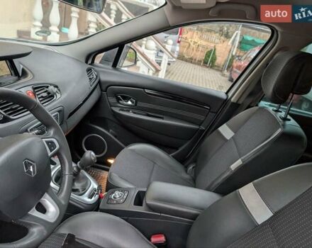 Білий Рено Гранд Сценік, об'ємом двигуна 1.5 л та пробігом 158 тис. км за 6999 $, фото 29 на Automoto.ua