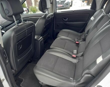 Білий Рено Гранд Сценік, об'ємом двигуна 0 л та пробігом 246 тис. км за 7700 $, фото 11 на Automoto.ua