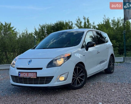 Білий Рено Гранд Сценік, об'ємом двигуна 2 л та пробігом 199 тис. км за 8250 $, фото 15 на Automoto.ua