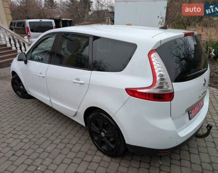 Білий Рено Гранд Сценік, об'ємом двигуна 1.5 л та пробігом 158 тис. км за 6999 $, фото 6 на Automoto.ua