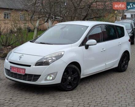 Білий Рено Гранд Сценік, об'ємом двигуна 1.5 л та пробігом 158 тис. км за 6999 $, фото 4 на Automoto.ua