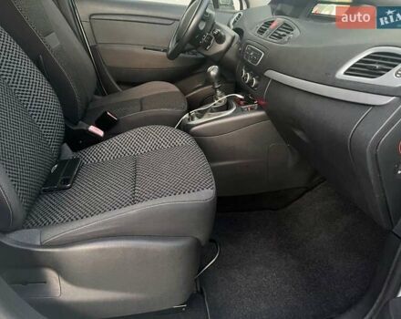 Белый Рено Гранд Сценик, объемом двигателя 1.46 л и пробегом 370 тыс. км за 6899 $, фото 35 на Automoto.ua