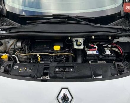 Белый Рено Гранд Сценик, объемом двигателя 1.6 л и пробегом 166 тыс. км за 8350 $, фото 25 на Automoto.ua