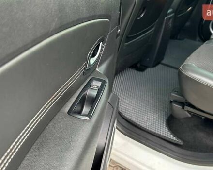 Белый Рено Гранд Сценик, объемом двигателя 1.6 л и пробегом 166 тыс. км за 8350 $, фото 18 на Automoto.ua