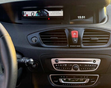 Белый Рено Гранд Сценик, объемом двигателя 1.9 л и пробегом 200 тыс. км за 8200 $, фото 20 на Automoto.ua