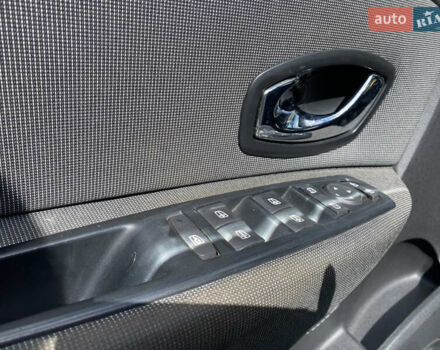 Рено Гранд Сценик 2011 в Луцке на Automoto.ua Белый Рено Гранд Сценик, объемом двигателя 1.5 л и пробегом 241 тыс. км за 6800 $, фото 15 на Automoto.ua