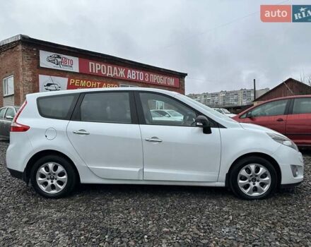 Белый Рено Гранд Сценик, объемом двигателя 1.5 л и пробегом 234 тыс. км за 6700 $, фото 7 на Automoto.ua