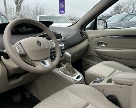 Белый Рено Гранд Сценик, объемом двигателя 1.5 л и пробегом 234 тыс. км за 6700 $, фото 13 на Automoto.ua